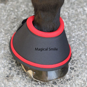 Botas de Campana para Caballos de Alta Calidad, Excelente Ajuste para los Cascos, Color Rojo (Par) - Product Image 2