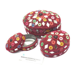 Boîte à bijoux de mariage de style indien, boîte à bibelots Rajasthani, ensemble de 3 boîtes de rangement décoratives pour bagues et colliers - Product Image 1