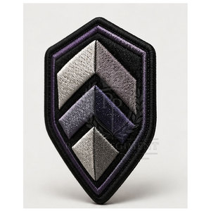 Écussons brodés en fil métallique en gros, badges brodés en fil métallique OEM, clip pour badge de poitrine - Product Image 1