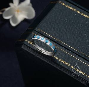 Anillo de Plata de Ley con Motivo de Flor de No Te Olvides, Talla Ajustable, Anillo de Flor Esmaltada Delicado y Fino - Product Image 4