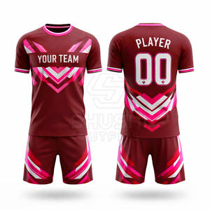 Uniforme de football personnalisé de qualité supérieure, matériau durable, uniforme de football d'équipe - Product Image 4