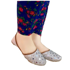 Phụ nữ truyền thống làm bằng tay phụ nữ khussa đám cưới cô dâu mojari <span class=keywords><strong>juti</strong></span> punjabi dân tộc multani khussa - Product Image 4