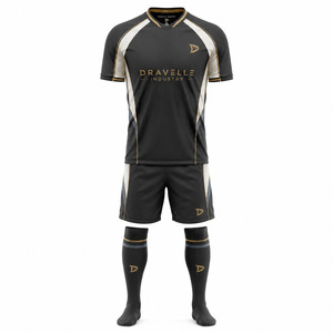 Tenues de football personnalisées pour équipes, livraison rapide, en gros : Maillots et shorts sublimés, fabrication OEM |   Options de marque privée disponibles - Product Image 2