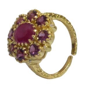 แหวนทองคำชุบ Gemvanity SR1478 ประดับทับทิมรูบี้ โรโดไลต์ และโกเมน ทรงเหลี่ยมเจียระไนแบบบริลเลียนท์ ดีไซน์คลาสสิกหรูหราสไตล์คริสเตียน เหมาะสำหรับเป็นของขวัญหมั้น - Product Image 1
