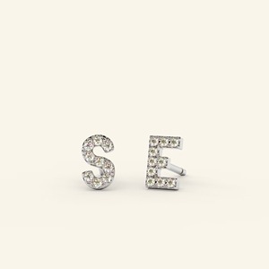 Pendientes de Oro Rosa con Diamantes e Iniciales, 10K, 14K, 18K, Pendientes Personalizados con Letras, Joyería con Nombre Personalizado, Regalo Elegante para Mujer - Product Image 3