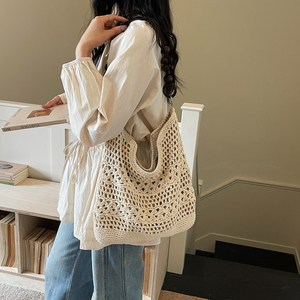 Bolso de ganchillo de verano <span class=keywords><strong>para</strong></span> mujer, hecho <span class=keywords><strong>a</strong></span> mano, con <span class=keywords><strong>asa</strong></span> de cuentas de madera, bolso de playa hueco, de gran capacidad, estilo bohemio - Product Image 6