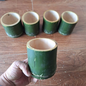 Maceta Colgante de Bambú Natural Hecha a Mano con Cuerda, Maceta de Tronco de Bambú de 25 cm para Orquídeas y Plantas Pequeñas, al por Mayor desde Vietnam - Product Image 3