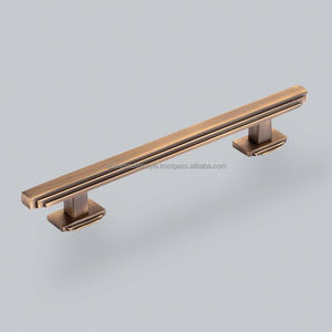 Manija de Gabinete Metálica Sofisticada que Realza el Interior Premium de Cocinas, Cajones y Muebles de Guardarropa - Product Image 2
