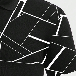 Polo Geométrico Personalizado para Hombre OEM |   Camiseta Deportiva Sublimada Angular en Blanco y Negro, Ropa Personalizada de Fábrica en Sialkot - Product Image 5