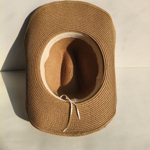 Sombrero Vaquero Clásico de Fieltro de Lana de Alta Calidad con Ala Ancha Estilo Cattleman para un Look Profesional de Vaquero y Uso Diario al Aire Libre - Product Image 6