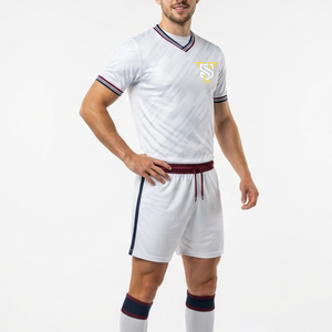 Conjunto de Camiseta de Fútbol Blanca para Hombre, Cuello en V, Manga Corta, Logotipo Bordado, Pantalones Cortos Transpirables de Poliéster con Cordón Ajustable, para Todas las Temporadas - Product Image 3