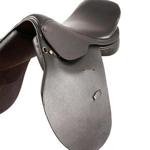 Selle de polo confortable conçue avec un siège en cuir lisse et une construction robuste et équilibrée pour la pratique quotidienne et les compétitions. - Product Image 4