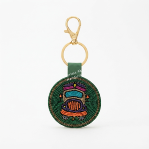 Breloque de sac de voiture en perles de rocaille vertes, motif de voiture brodé rond, multicolore, fait main, personnalisé, fournisseur en gros OEM ODM - Product Image 1