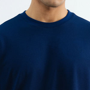 T-shirt à manches courtes personnalisé en polyester/coton, coupe ajustée, décontracté, vêtements de sport, fitness, gym, respirant, séchage rapide - Product Image 3