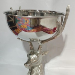 Soporte para Cubitera de Acero Inoxidable de la Mejor Calidad con Diseño de Cabeza de Ciervo y Acabado Liso para Hoteles, Bares y Clubes, para Venta de Exportación - Product Image 1