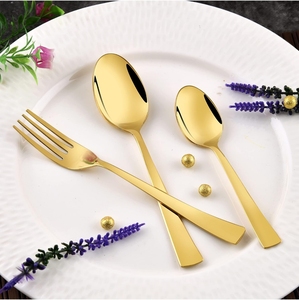 Ensemble de couverts élégants en acier inoxydable plaqué or avec finition super polie, compatibles lave-vaisselle, durables, pour les fêtes - Product Image 4