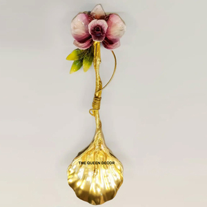 Vaisselle de restaurant réutilisable populaire pour mariages, faite à la main, en acier miroir avec poignée en branche dorée et finition polie brillante - Product Image 3