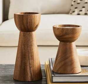 Candelabro Moderno de Metal, Portavelas Tipo Cáliz, Resistente al Calor, Duradero, Elegante y Ecológico para Mesa - Product Image 1