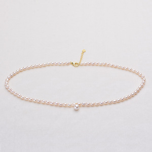 Collier de perles d'eau douce naturelles du lac Zhuji Shanxia, 4-5 mm, haute brillance, micro-imparfaits, forme de clavicule, vente en gros - Product Image 1