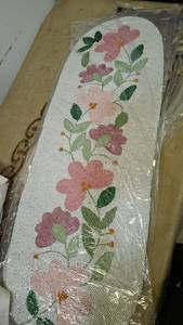 FAIZA CRAFT FC-9432 Mantel Individual Redondo Hecho a Mano con Cuentas de Vidrio y Patrón Floral Bordado para Decoración Festiva del Hogar - Product Image 4