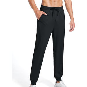Pantalón deportivo ligero diseñado para sesiones de entrenamiento con tela elástica, superficie suave, ajuste seguro en la cintura y comodidad de movimiento. - Product Image 5