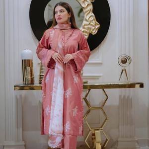 Hermoso Conjunto de Top y Pantalón de Manga Larga para Fiestas, Incluye un Elegante Dupatta Hecho de Tela de Chifón - Product Image 5