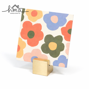 Porta Tarjetas de Visita Minimalista de Latón, Moderno Soporte Vertical para Tarjetas de Escritorio, Exhibidor de Tarjetas de Visita para Mesa de Oficina - Product Image 6