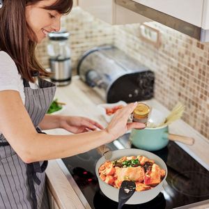 9-Piece Detachable Handle Dishwasher & Oven Safe Nonstick Aluminum Cookware Set with Tempered Glass Lids for Kitchen Use - Product Image 2