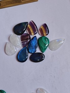 Opale naturelle cabochon taille ovale, pierre précieuse lâche polie, éclats multicolores irisés, jeu de couleurs, certifiée par un tiers, Rajasthan - Product Image 5