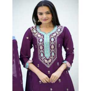 Hermoso conjunto de traje de fiesta para mujer con trabajo bordado en secuencia - Product Image 4