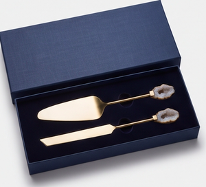 Couteau à gâteau élégant au design minimaliste en argent, outil de découpe de gâteau durable, idéal pour une utilisation quotidienne, la pâtisserie et les repas à la maison - Product Image 6