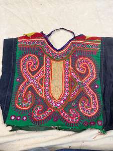 Parche de tela vintage hecho a mano con bordado de espejo indio, hermoso y artesanal, para cuello estilo Banjara - Product Image 2