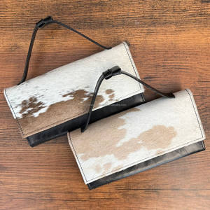 Nouvelle vente chaude Designer en cuir de vachette véritable pochette sac à main pochette portefeuille cheveux noirs sur cacher portefeuilles en cuir cadeau pour les femmes - Product Image 2
