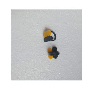 Bague de doigt en résine de style occidental Bijoux au design classique unique pour les mariages, les fêtes et les fiançailles des femmes - Product Image 6