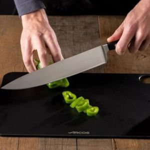 Cuchillos de Cocina Silver Blade con Mango Curvo Negro, Tres Remaches Metálicos y Filo Puntiagudo para Preparación de Alimentos y Carne - Product Image 4