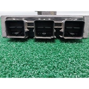 ECUs y Módulos de Computación Usados para Town Car 5W1A12A650UC - Product Image 3