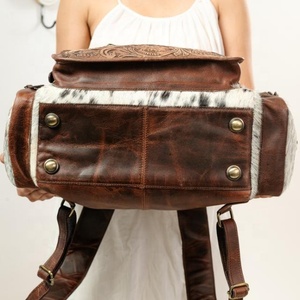 LW Sac à dos pour femmes en cuir de vache véritable Style bohème rock isolé Sac pour ordinateur portable PVC Sac à bandoulière résistant à l'eau - Product Image 5