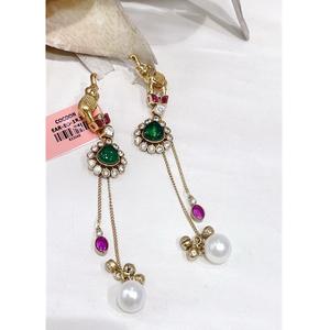 Pendientes Elegantes de Latón Chapado en Oro de Alta Calidad, con un Toque Brillante y Moderno, para Mujer, Ideales para Fiestas y Eventos Nocturnos - Product Image 1