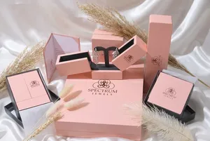 ต่างหูเพชรแท้ 0.33 กะรัต ทรงห่วงแบบ Huggie Hoop ทองคำขาว 14k แท้ - Product Image 4