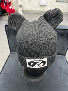 Nouveau bonnet tricoté avec oreilles de souris brodées en 3D, unisexe, chaud et décontracté pour l'hiver, pour adultes, 100% acrylique, tricoté à la main avec bouton - Product Image 5