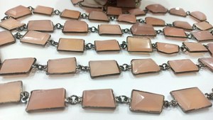 Calcedoine rose naturelle 17 à 20 mm, forme libre, pépite, briolette, facettée, connecteur à facettes, chaîne vendue au mètre - Product Image 2