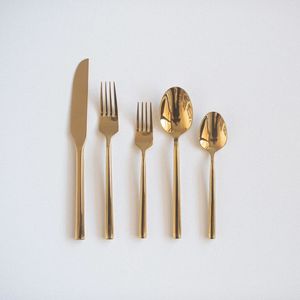 Ensemble de couverts de table classiques en or, style royal, vaisselle pour une expérience culinaire de luxe à la maison - Product Image 4