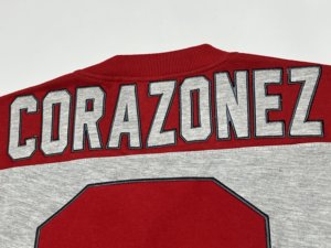 T-shirts personnalisés en coton French Terry avec broderie appliquée, style Letterman Baseball, avec nom et numéro sur panneau, en jersey respirant - Product Image 5