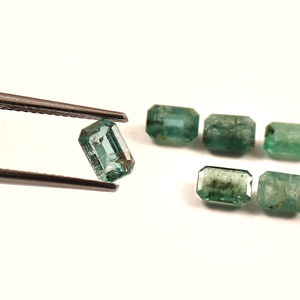 Esmeralda Zambiana Natural de 5x7mm, Corte Octogonal Facetado, Calibrada, Piedra Preciosa Suelta Certificada, Proveedor Mayorista para la Fabricación de Joyería - Product Image 3