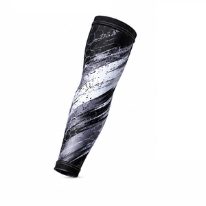 Mangas de compresión para hombre, personalizadas, deportivas, para correr, ciclismo, fitness, entrenamiento, transpirables, elásticas, de soporte y protección. - Product Image 4