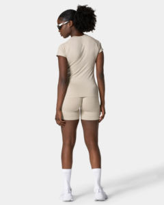 Camiseta de Mujer Estilo Punk, Corte Ajustado, Tela Premium, Impresión de Logotipo Personalizado de Alta Calidad, Manga Raglán - Product Image 4