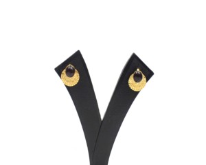 Pendientes de latón con múltiples gemas, chapados en oro, de forma ovalada, para mujeres y unisex, para ocasiones especiales. - Product Image 4