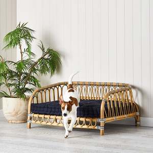 Cama para Mascotas de Ratán Natural, Tejida a Mano, Estilo Sofá, Cama para Perros y Gatos, Proveedor Mayorista de Muebles Sostenibles para Hoteles, Venta al por Mayor B2B - Product Image 3