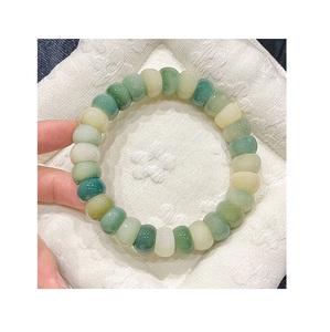 Elegante Pulsera de Resina con Detalles Artísticos Vibrantes, Accesorio de Moda para Uso Diario y en Ocasiones Especiales - Product Image 1
