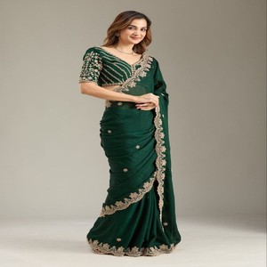 VASTRA COTTAGE Saree de seda suave Rangoli Crush con bordado pesado de lentejuelas y borde calado, y blusa de diseñador Rangoli Crush - Product Image 4